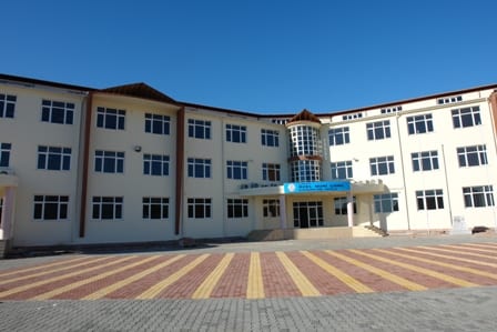 Umut Oran : “AKP okulları satıyor; yandaşlara rant yaratıyor”