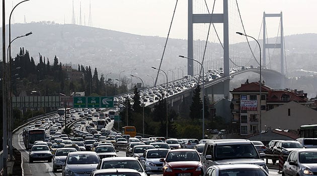 İstanbulluyu çıldırtan mega çile Meclis gündeminde