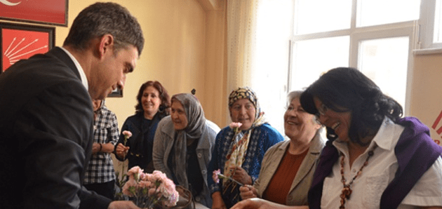 Umut Oran: AKP İktidarında Kadının Adı Yok