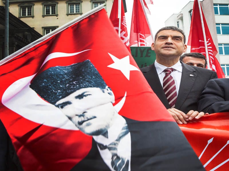 Cumhuriyeti Kuran Türk Milleti, İlelebet Yaşatmasını da Bilecektir!